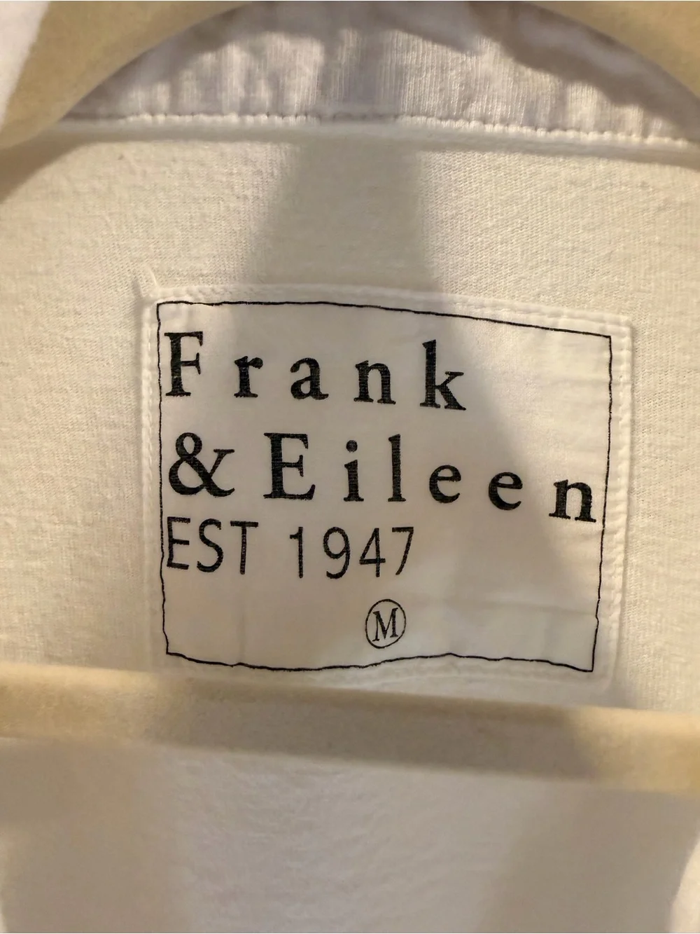 🆕 Frank & Eileen Patty Short-Sleeve Popover Henley in white - Picture 7 of 8